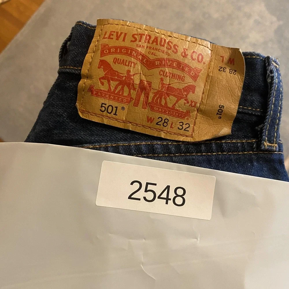 Levis 501 Jeans Mens 27x31 Blue Dark Wash Straight 100% Cotton Denim Pants READ*